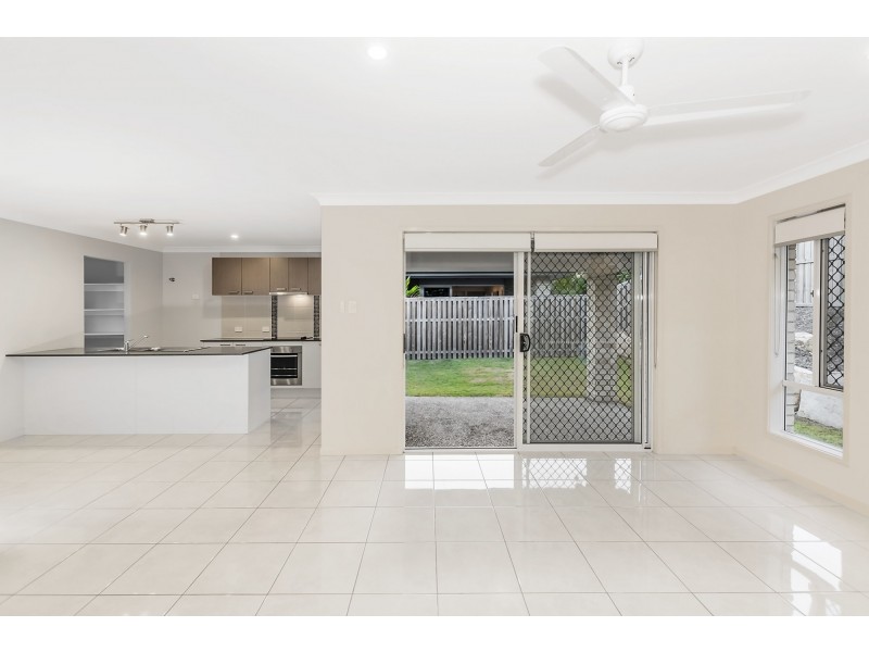 8 Alexa Rise, Upper Coomera QLD 4209