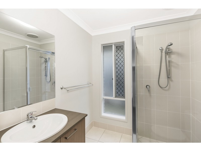 8 Alexa Rise, Upper Coomera QLD 4209