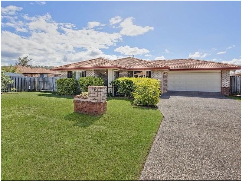 17 Meadow Way, Upper Coomera QLD 4209