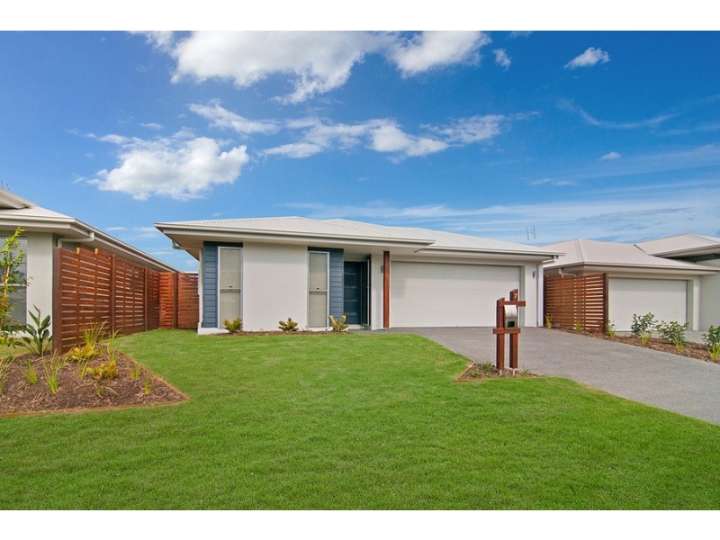 7 Crinum Circuit, Coomera QLD 4209