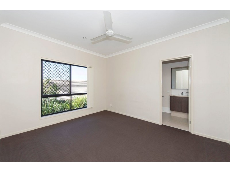 3 Peel Street, Upper Coomera QLD 4209