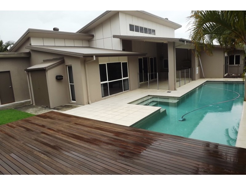 24 Ceil Circuit, Coomera Waters QLD 4209