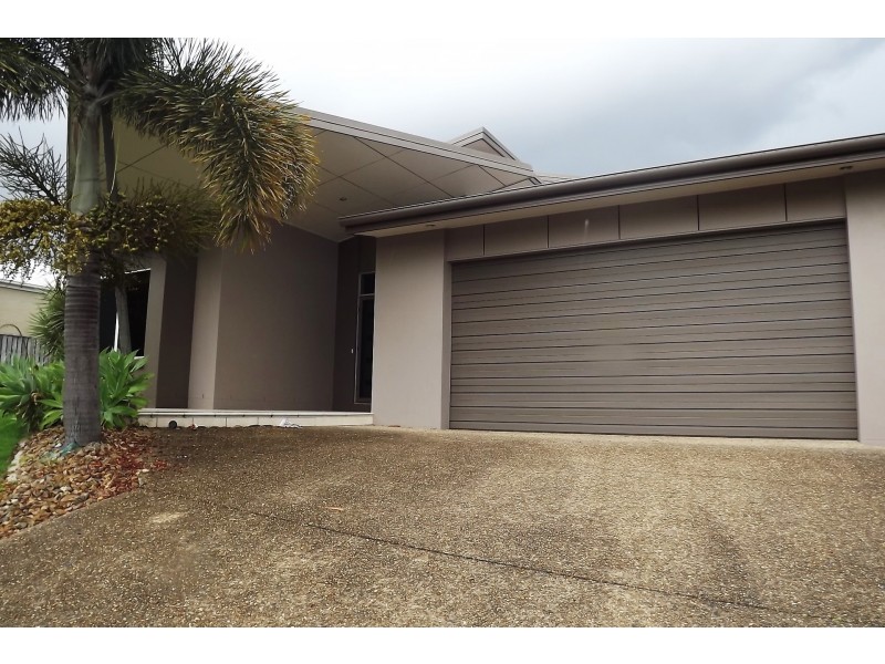 24 Ceil Circuit, Coomera Waters QLD 4209