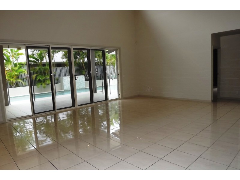 24 Ceil Circuit, Coomera Waters QLD 4209