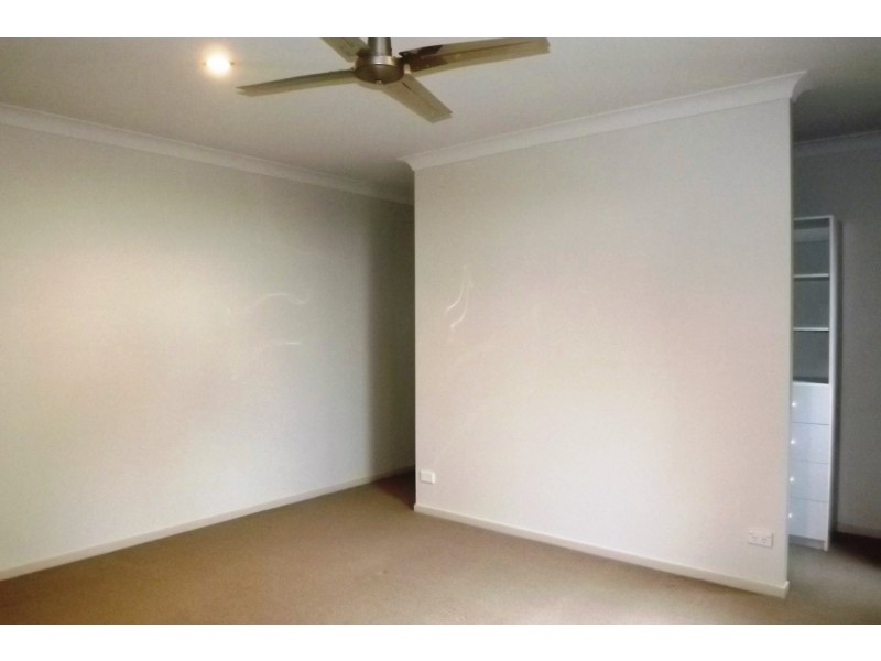 24 Ceil Circuit, Coomera Waters QLD 4209