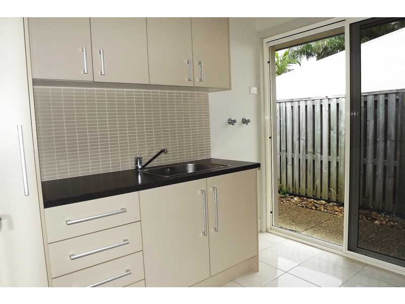 24 Ceil Circuit, Coomera Waters QLD 4209