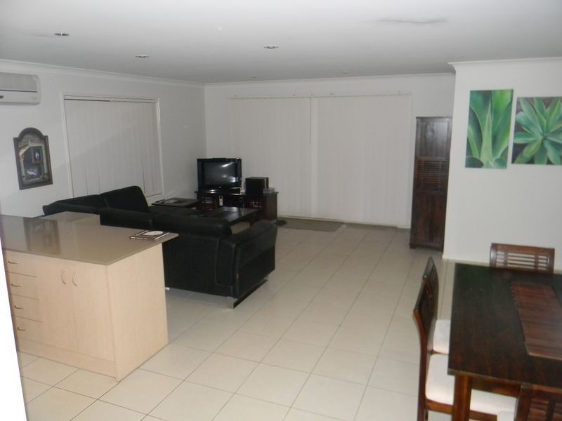 32 Paris Street, Ormeau QLD 4208