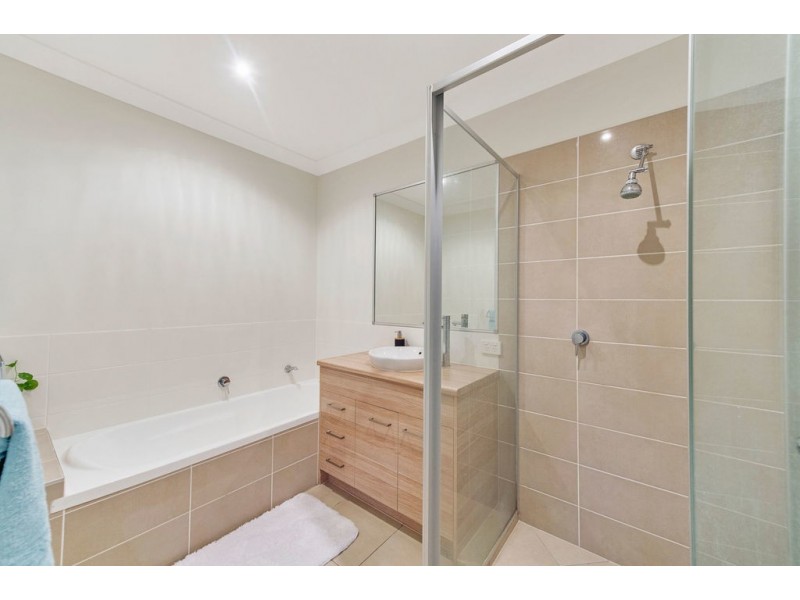 26 Coomerong Crescent, Upper Coomera QLD 4209