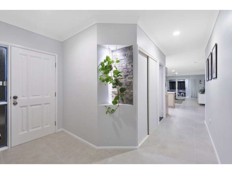 6 Vivacity Drive, Upper Coomera QLD 4209