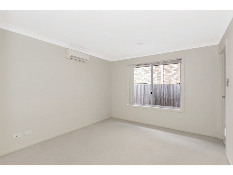 42 Silver Gull Street, Coomera QLD 4209