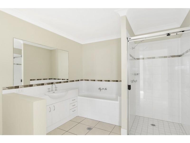 42 Silver Gull Street, Coomera QLD 4209