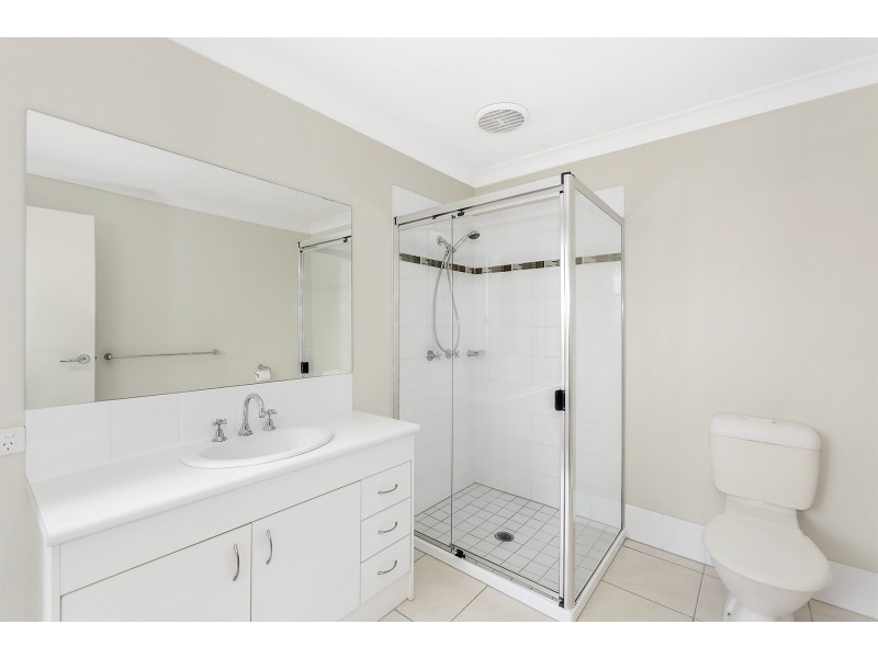 42 Silver Gull Street, Coomera QLD 4209