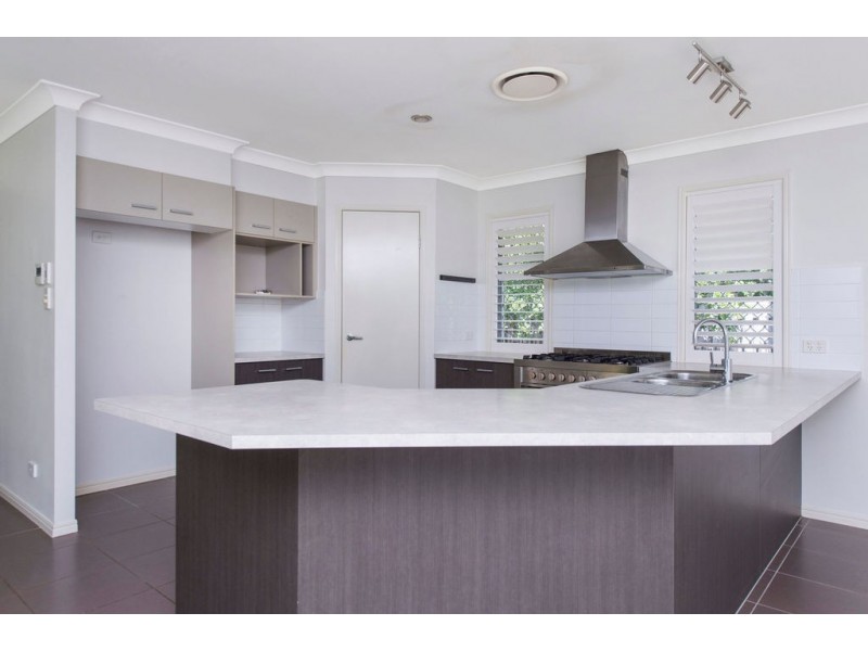 33 Heatherdale Drive, Upper Coomera QLD 4209