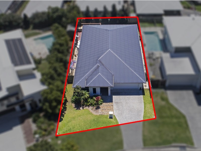 15 Riverbreeze Crescent, Maudsland QLD 4210