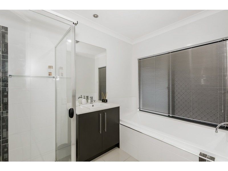 38 Phaeton Street, Upper Coomera QLD 4209