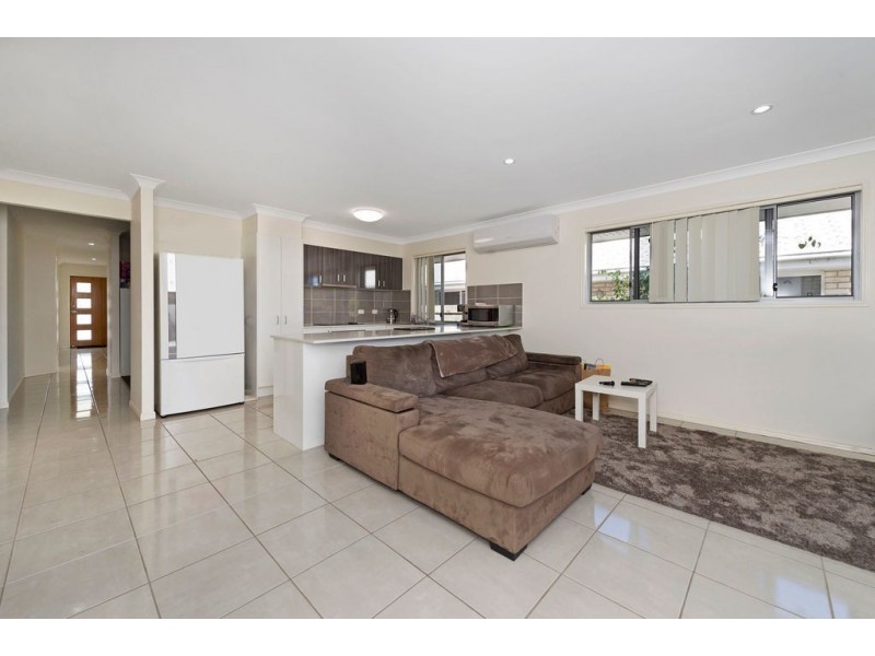 11 Alfred Raymond Hulse Drive, Upper Coomera QLD 4209