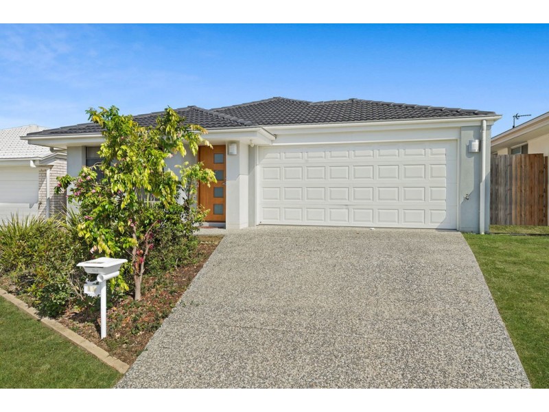 11 Alfred Raymond Hulse Drive, Upper Coomera QLD 4209