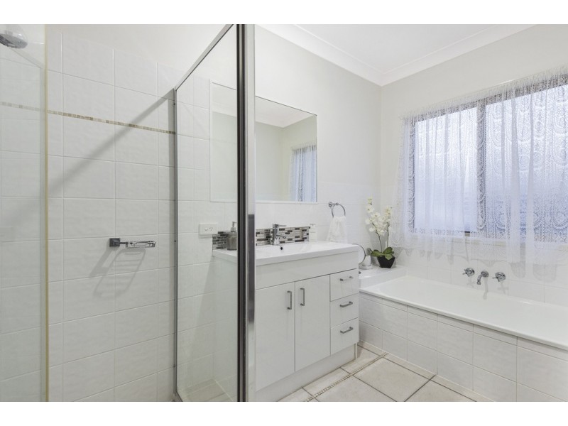 42 Roe Street, Upper Coomera QLD 4209