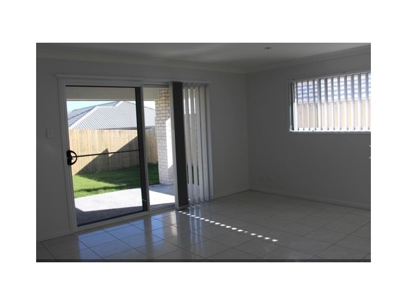 17 Tiffany Way, Pimpama QLD 4209