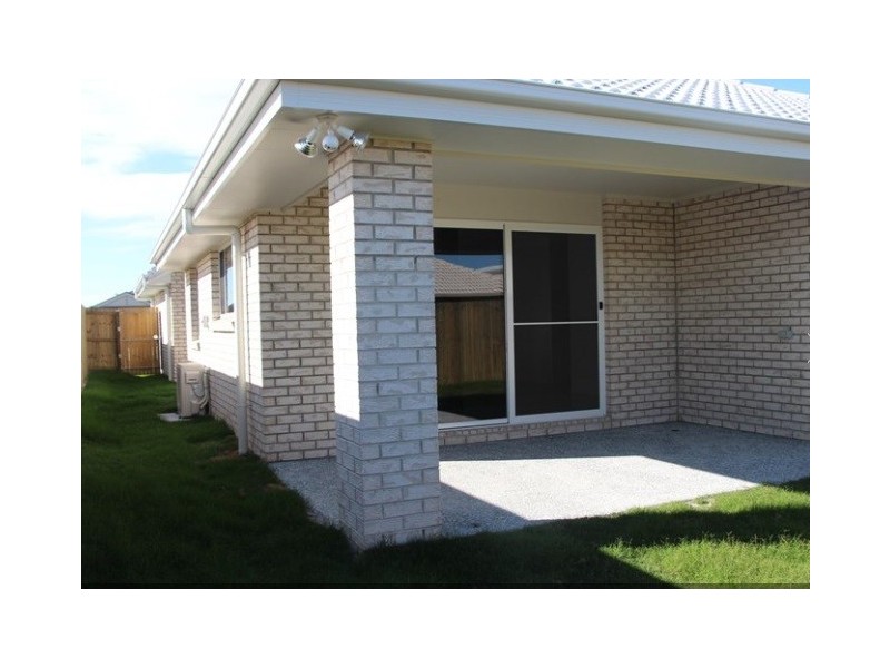 17 Tiffany Way, Pimpama QLD 4209