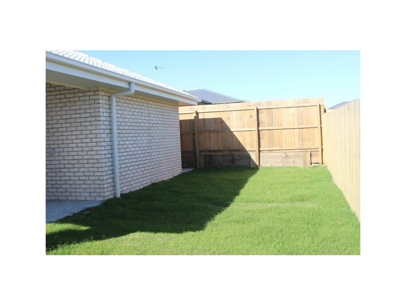 17 Tiffany Way, Pimpama QLD 4209