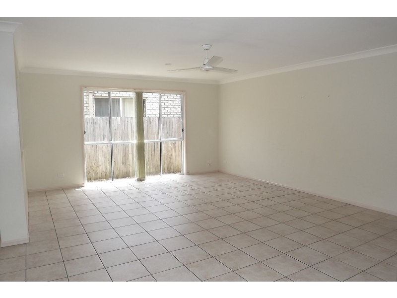 13 Lorenzo Drive, Coomera QLD 4209