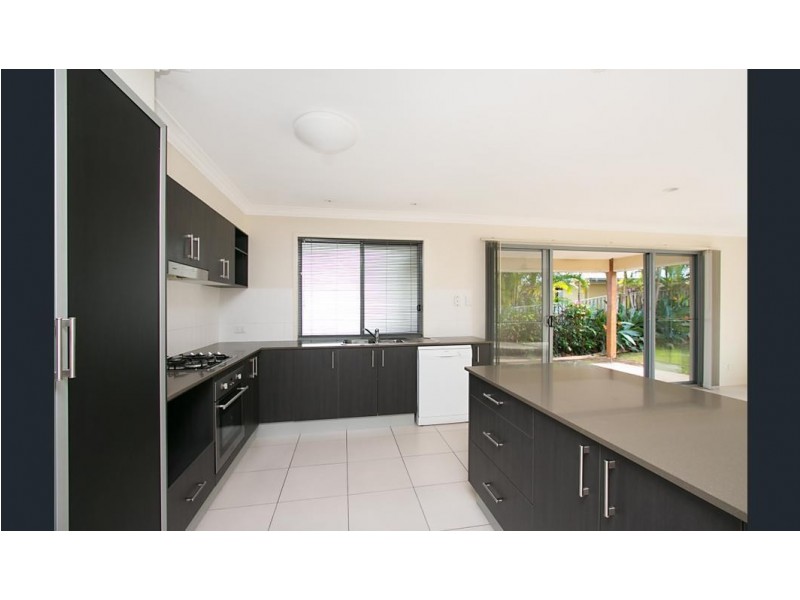 4 Rainbow Circuit, Coomera Waters QLD 4209