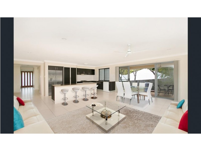 4 Rainbow Circuit, Coomera Waters QLD 4209