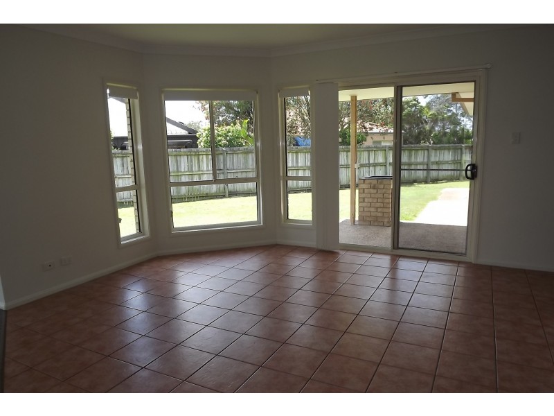8 Caz Court, Upper Coomera QLD 4209
