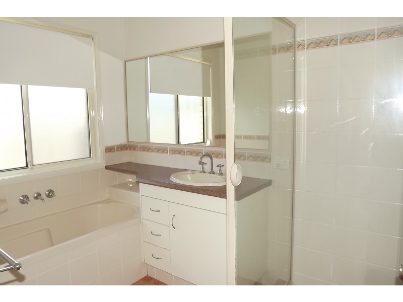 8 Caz Court, Upper Coomera QLD 4209