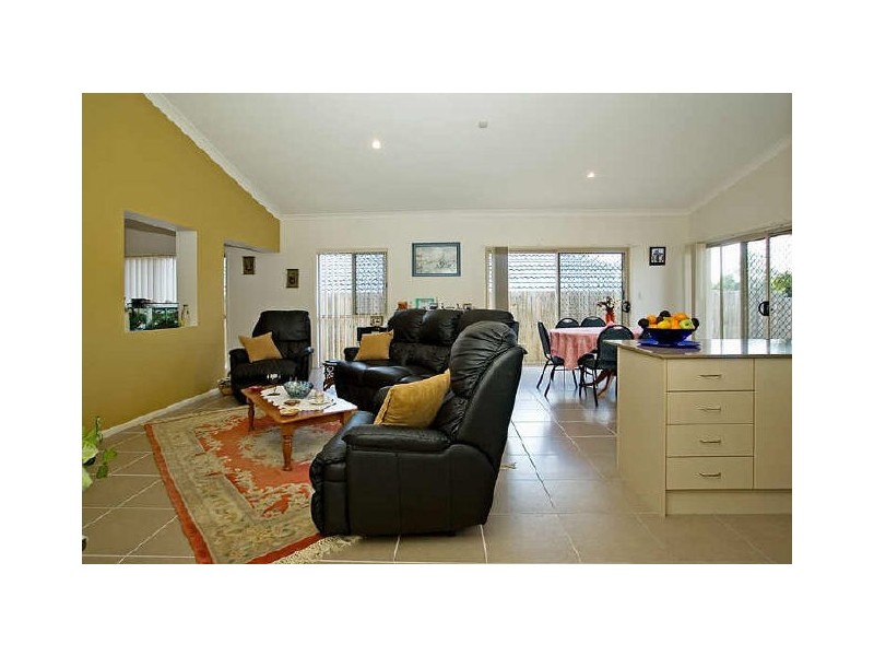 8 Macdonald Avenue, Upper Coomera QLD 4209