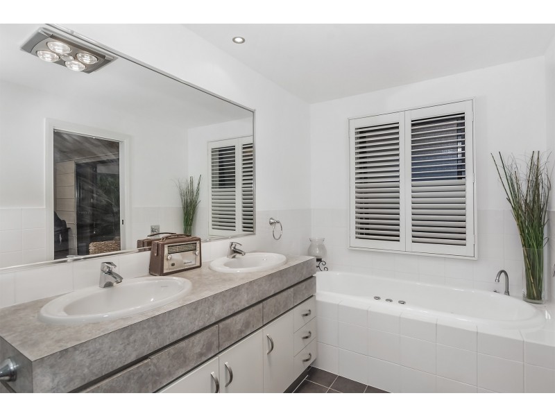 7 Siandra Lane, Coomera Waters QLD 4209