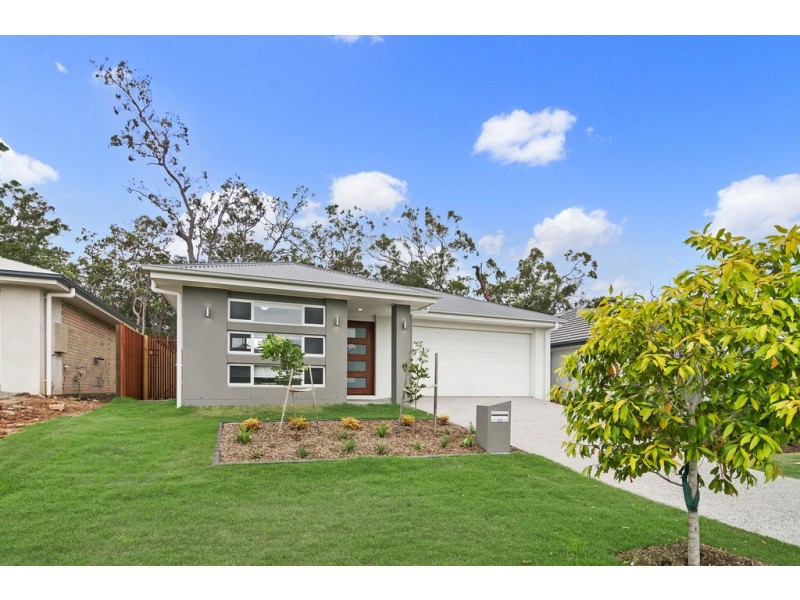 33 Moorinya Circuit, Pimpama QLD 4209