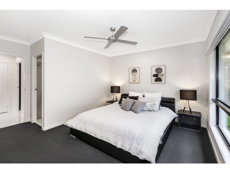 15 Dorretti Circuit, Upper Coomera QLD 4209