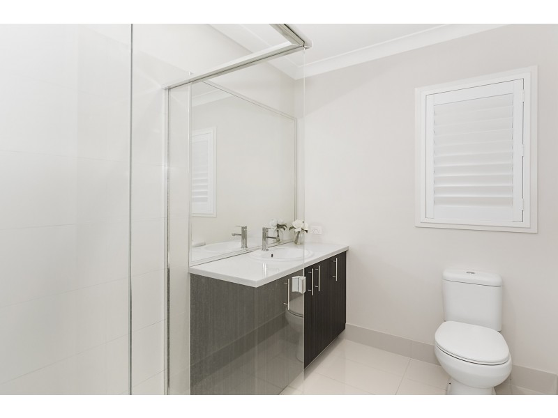 15 Dorretti Circuit, Upper Coomera QLD 4209