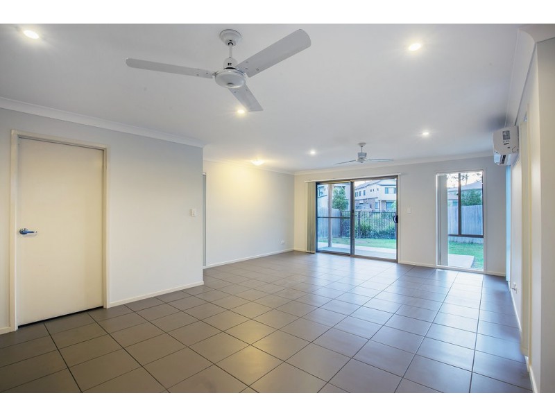 11 Kelly Avenue, Coomera QLD 4209