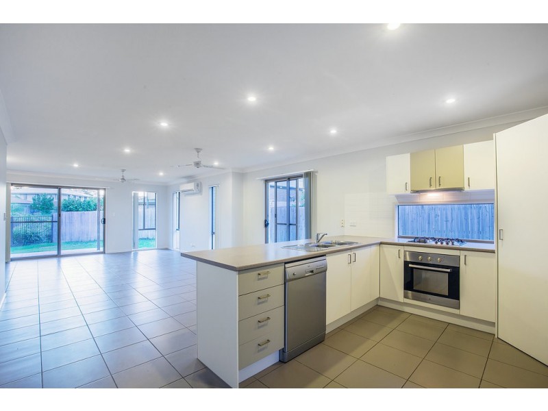 11 Kelly Avenue, Coomera QLD 4209