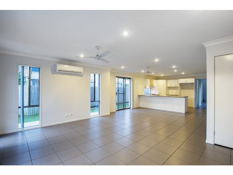 11 Kelly Avenue, Coomera QLD 4209