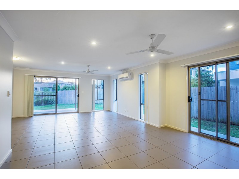 11 Kelly Avenue, Coomera QLD 4209