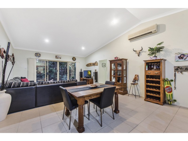 2/60 Freestone Drive, Upper Coomera QLD 4209