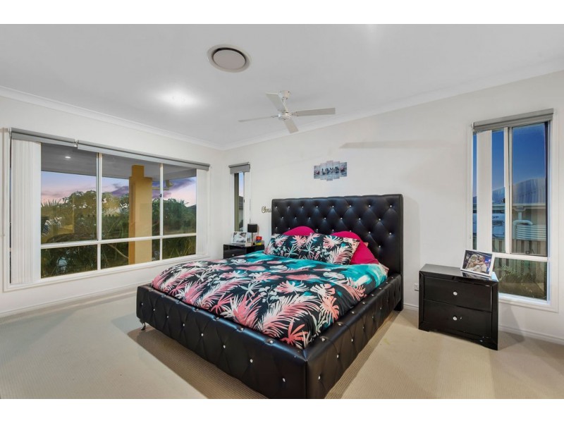 14 Lysterfield Rise, Upper Coomera QLD 4209