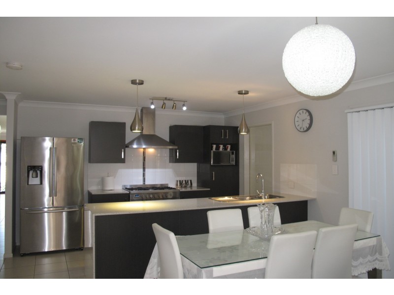 3 Dorretti Circuit, Upper Coomera QLD 4209