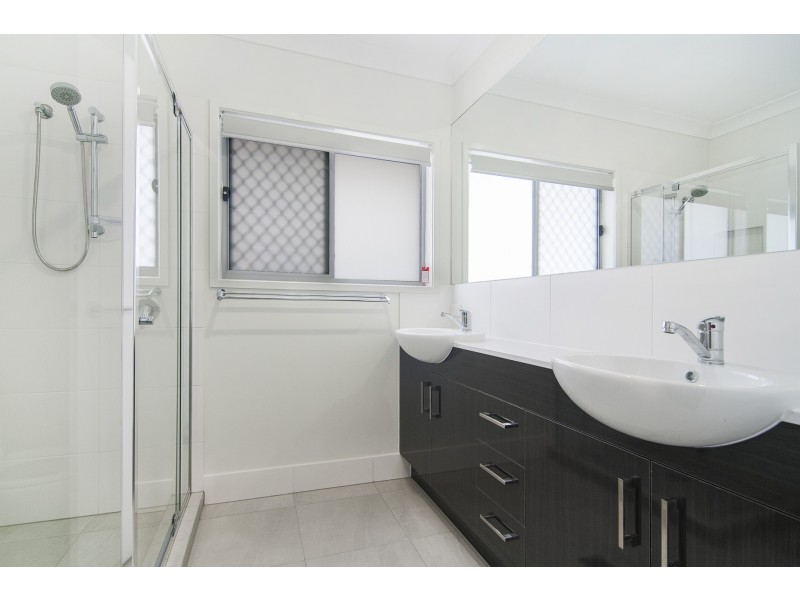 15 Moorinya Circuit, Pimpama QLD 4209