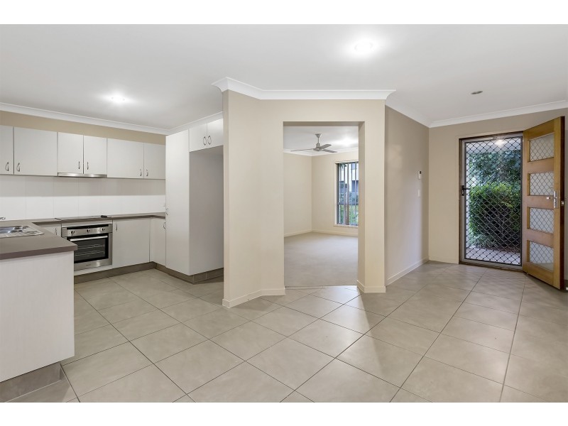 10 James Street, Pimpama QLD 4209