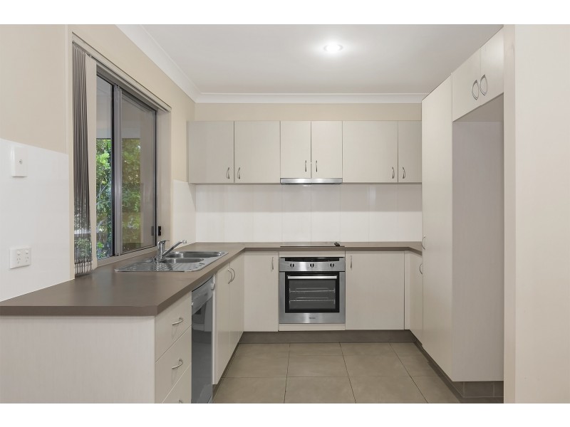 10 James Street, Pimpama QLD 4209