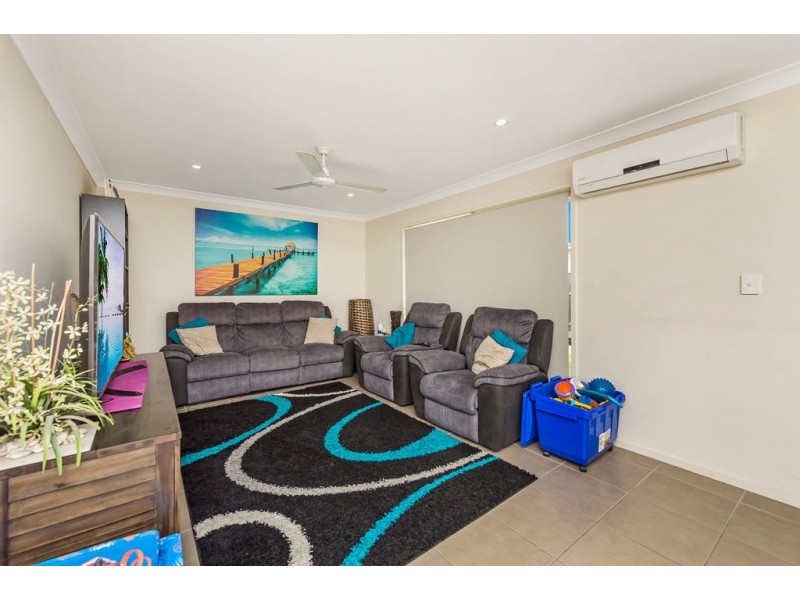 1 Mcdonnel Lane, Pimpama QLD 4209