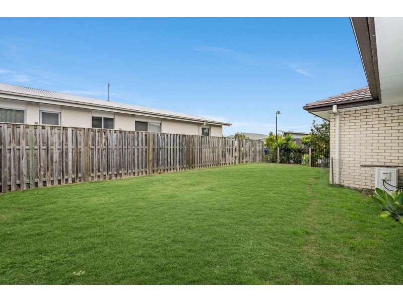 1 Mcdonnel Lane, Pimpama QLD 4209