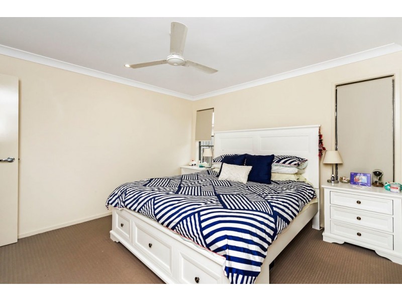 1 Mcdonnel Lane, Pimpama QLD 4209