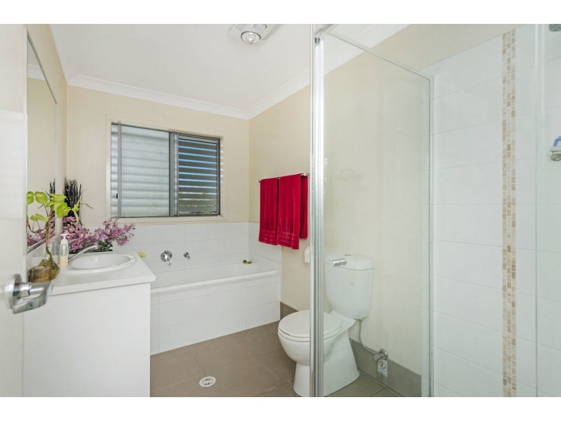 1 Mcdonnel Lane, Pimpama QLD 4209