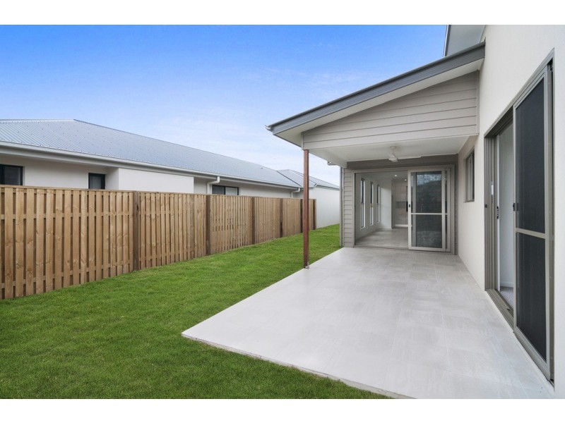 20 Laurel Drive, Helensvale QLD 4212